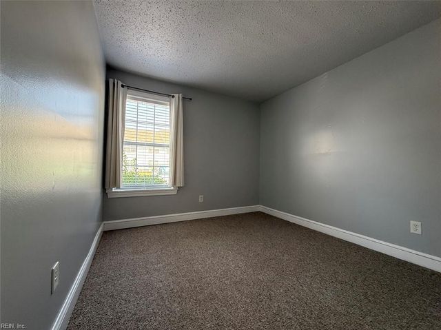 616 Spirit CT, Virginia Beach, VA 23462