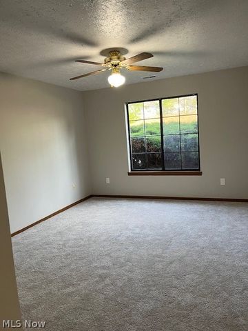 8621 Scenicview Drive 105, Broadview Heights, OH 44147