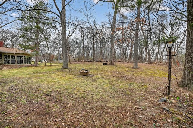 2512 Timber Drive, Cedar Falls, IA 50613