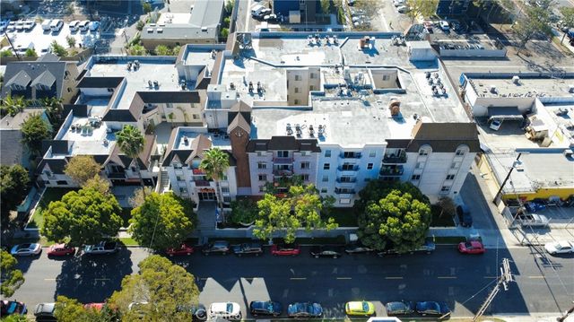 1246 W 30th Street W, Los Angeles, CA 90007