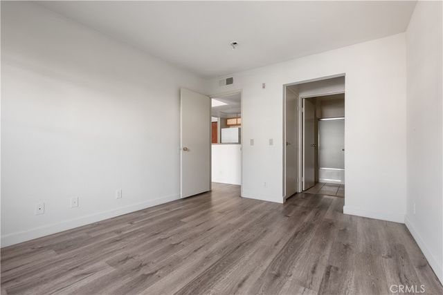 1246 W 30th Street W, Los Angeles, CA 90007