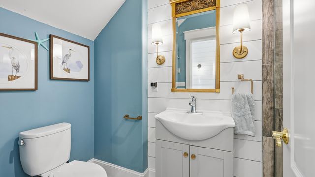 1311 Holly Dr., North Myrtle Beach, SC 29582