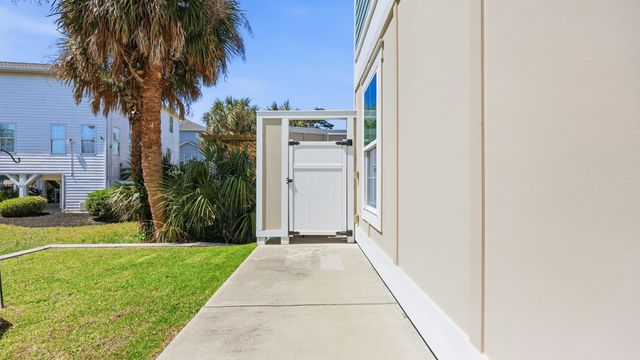 1311 Holly Dr., North Myrtle Beach, SC 29582