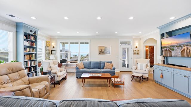 1311 Holly Dr., North Myrtle Beach, SC 29582