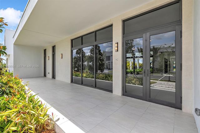 16689 N Botaniko Dr N, Weston, FL 33326