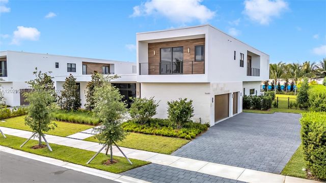 16689 N Botaniko Dr N, Weston, FL 33326