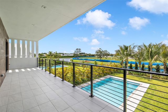 16689 N Botaniko Dr N, Weston, FL 33326
