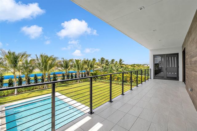 16689 N Botaniko Dr N, Weston, FL 33326
