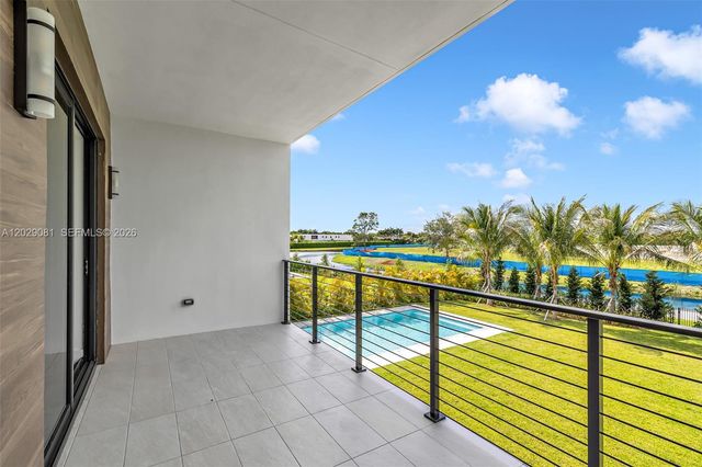 16689 N Botaniko Dr N, Weston, FL 33326