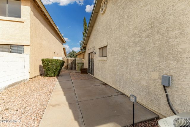 7515 W SEQUOIA Drive, Glendale, AZ 85308