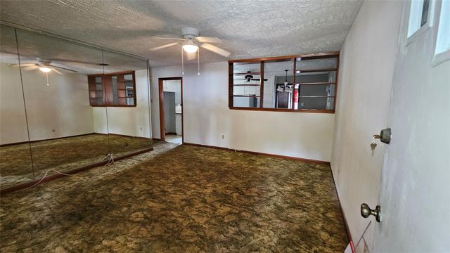 940 Coleman Avenue, Pasadena, TX 77506