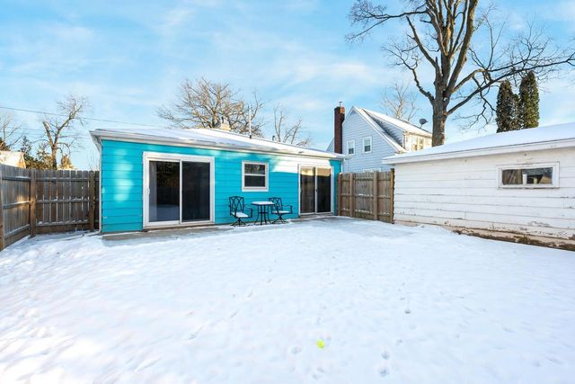 732 MANITOWOC STREET, Menasha, WI 54952