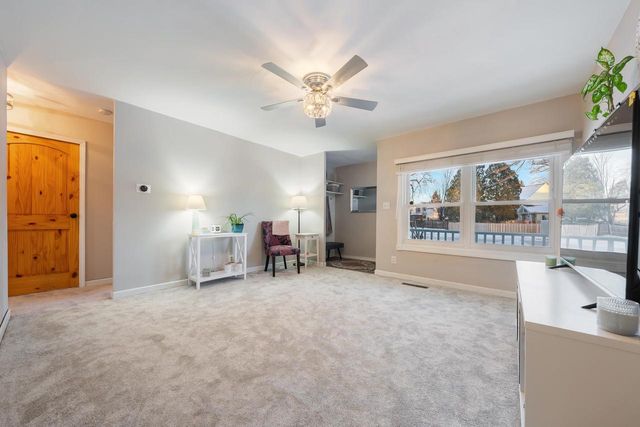 732 MANITOWOC STREET, Menasha, WI 54952