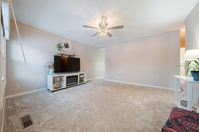 732 MANITOWOC STREET, Menasha, WI 54952