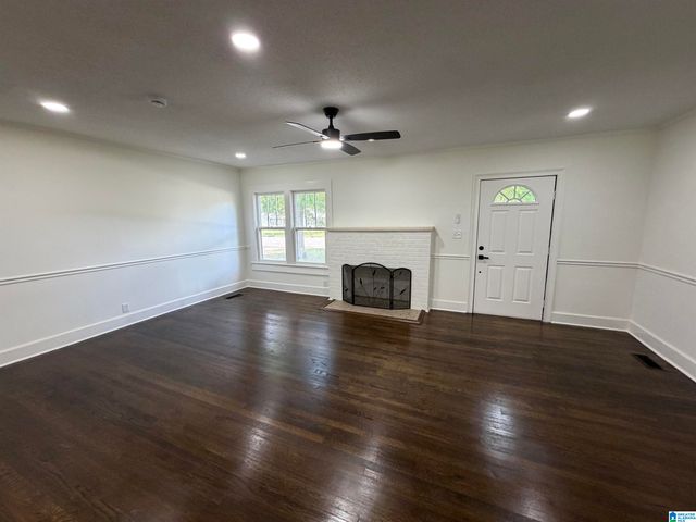 917 W PARK STREET, Sylacauga, AL 35150