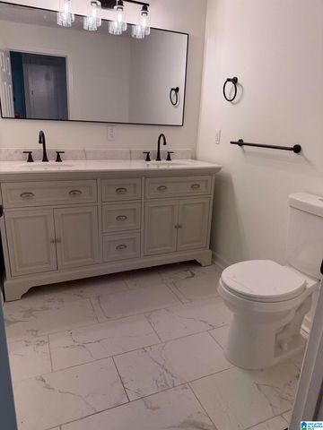 917 W PARK STREET, Sylacauga, AL 35150