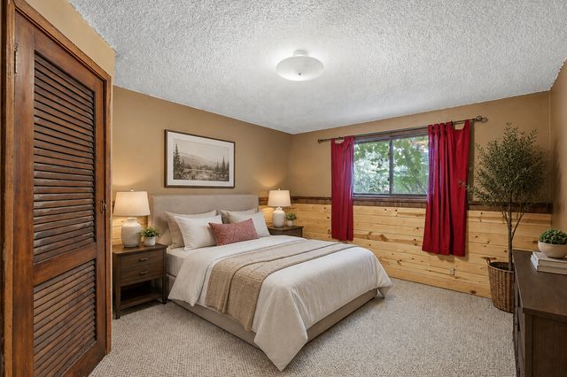 1325 Xylon Avenue N, Champlin, MN 55316