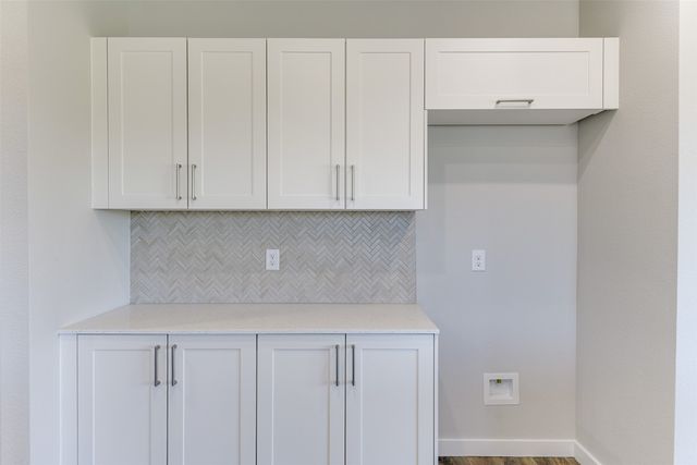 6816 Florence Drive, Midlothian, TX 76065