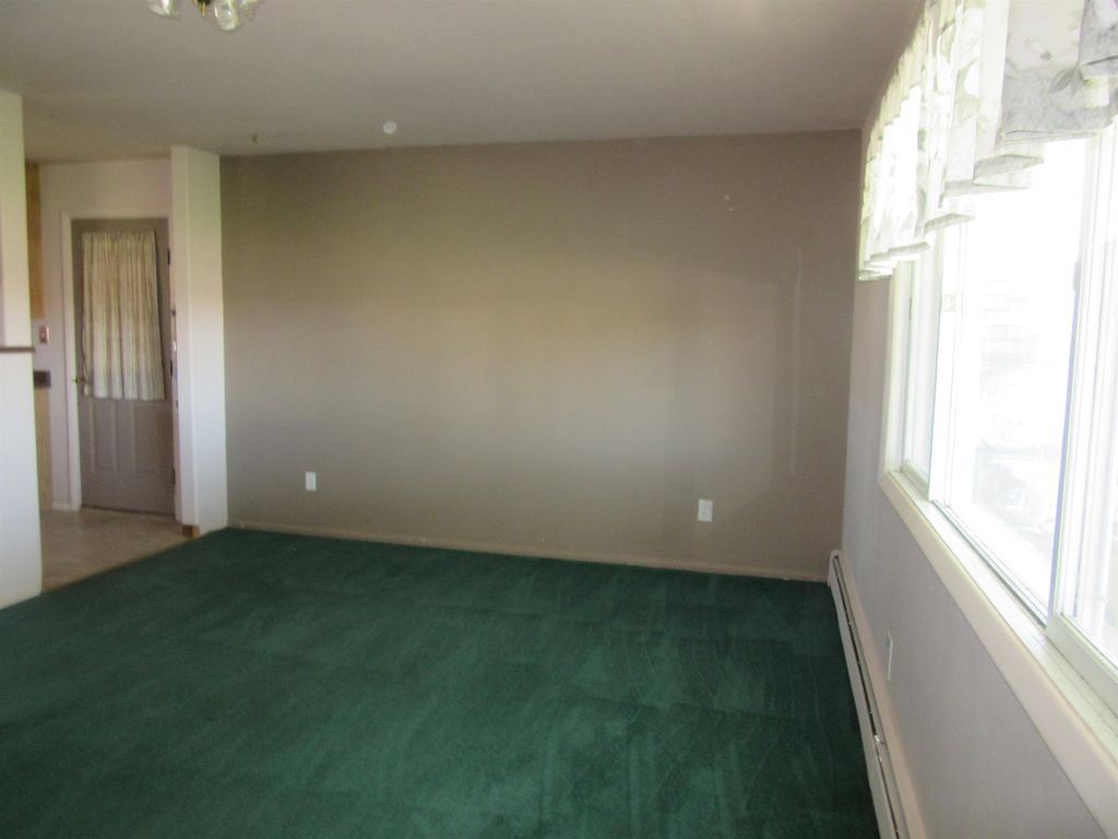 42 Nez Perce Dr, Cody, WY 82414 photo 2