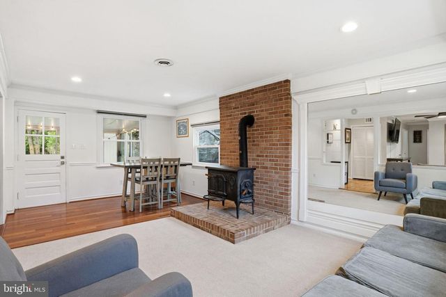 6626 DORSET DR, Alexandria, VA 22310