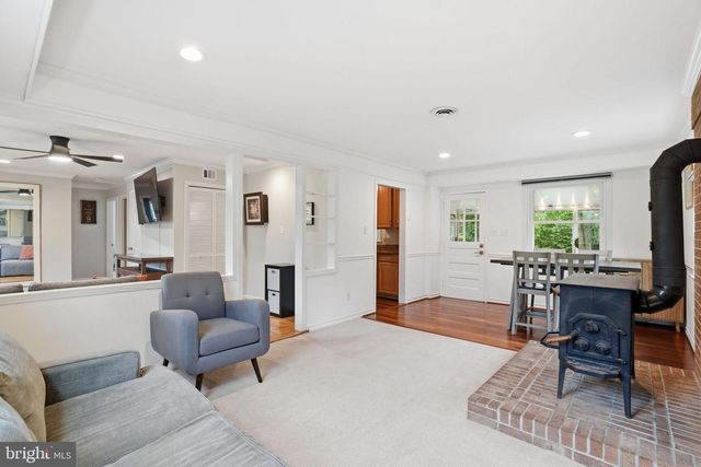 6626 DORSET DR, Alexandria, VA 22310