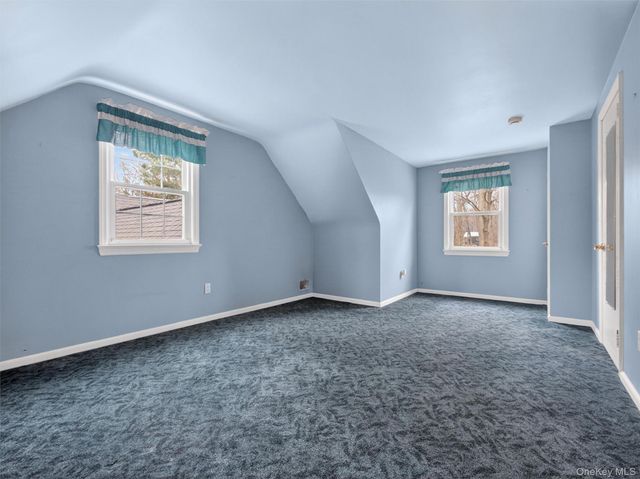 21 Cardinal Court, West Nyack, NY 10994