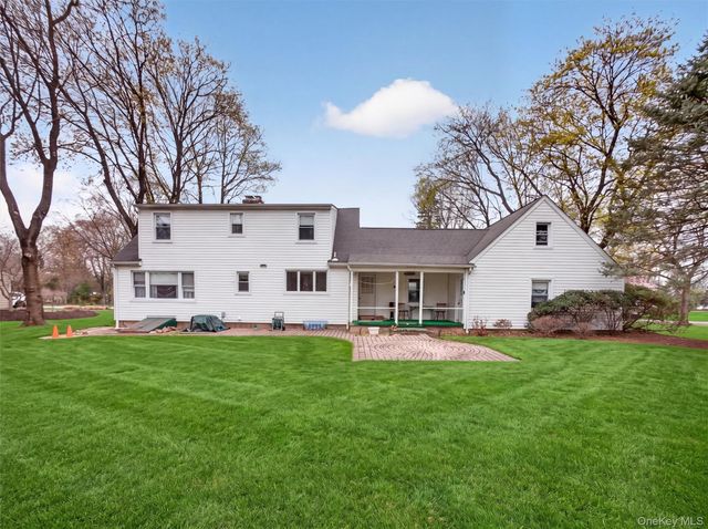 21 Cardinal Court, West Nyack, NY 10994
