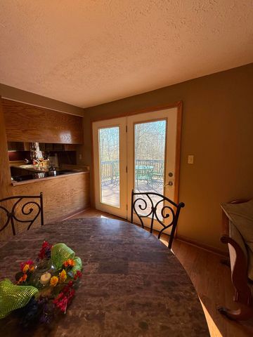 1010 Crockett Road, Russell Springs, KY 42642