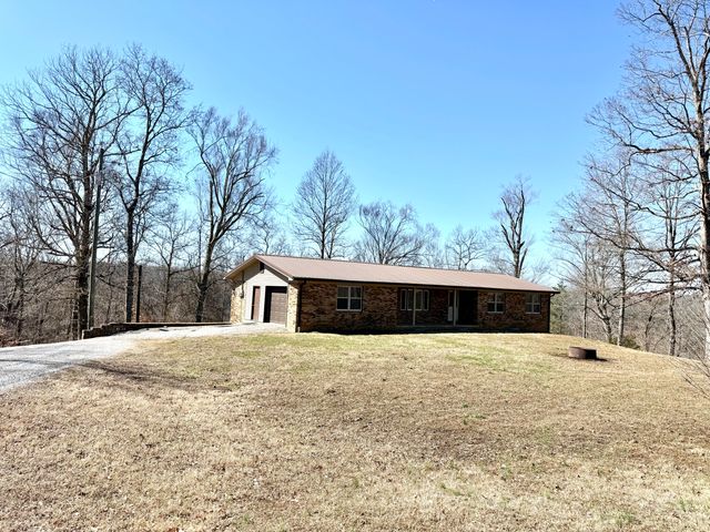 1010 Crockett Road, Russell Springs, KY 42642