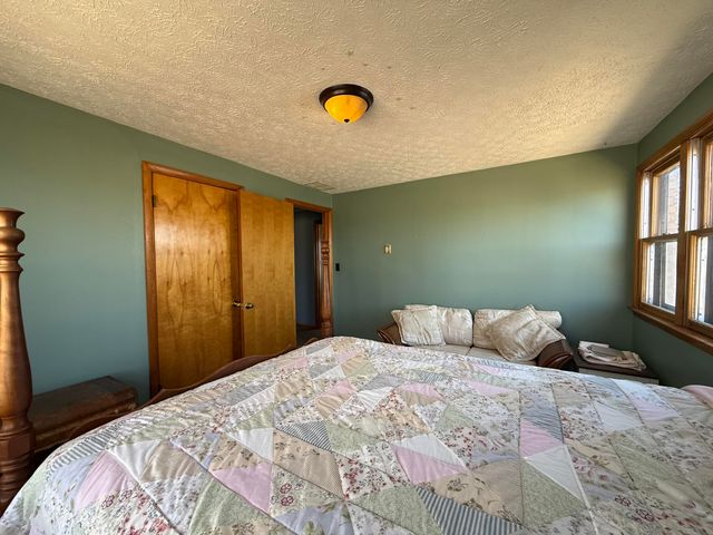 1010 Crockett Road, Russell Springs, KY 42642