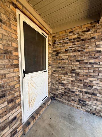 1010 Crockett Road, Russell Springs, KY 42642