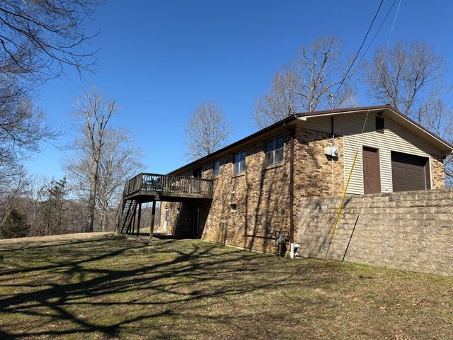 1010 Crockett Road, Russell Springs, KY 42642