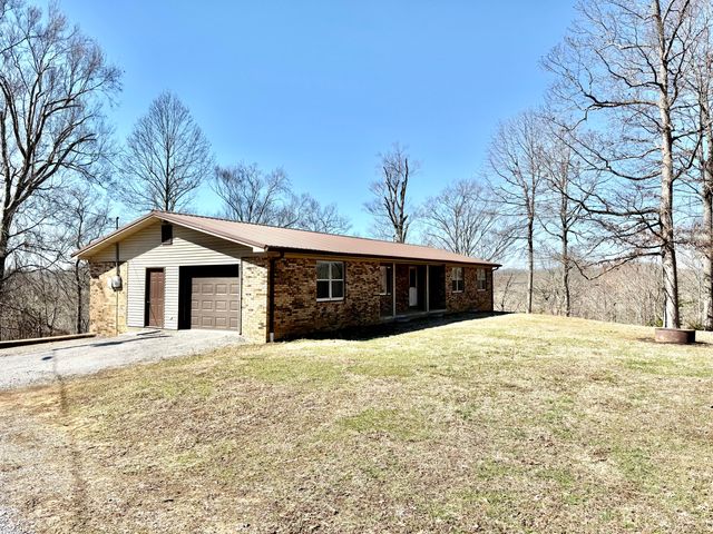 1010 Crockett Road, Russell Springs, KY 42642