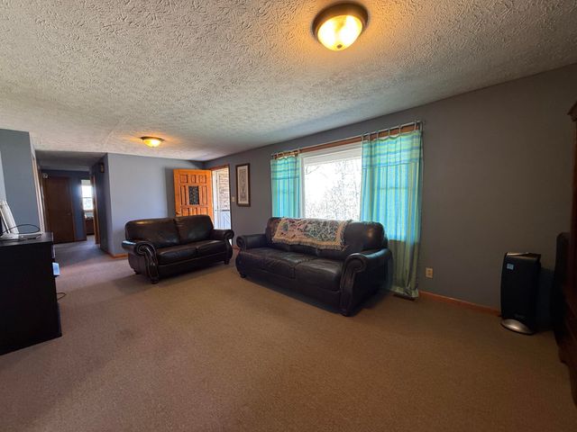 1010 Crockett Road, Russell Springs, KY 42642