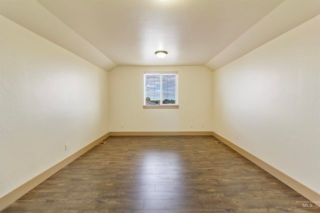 525 Shadetree Trail, Twin Falls, ID 83301