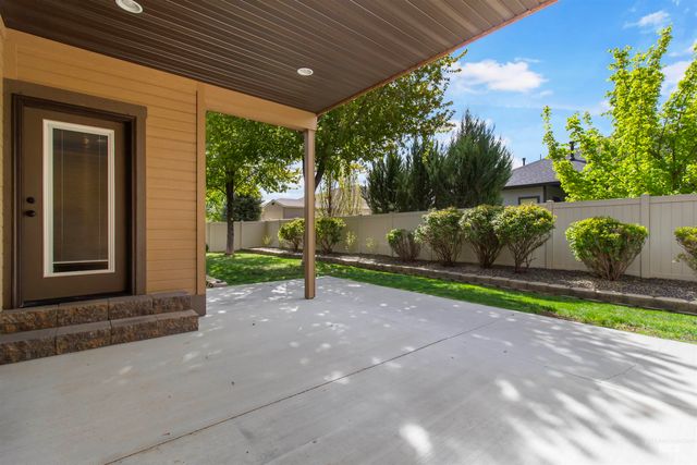 525 Shadetree Trail, Twin Falls, ID 83301
