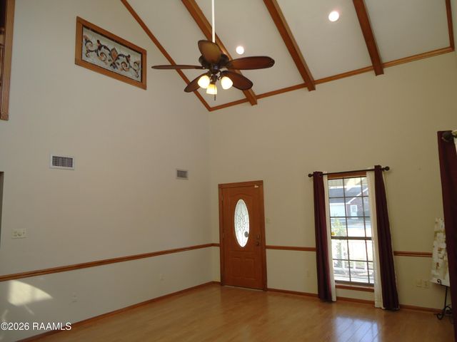 101 Rue Beau Soleil, Broussard, LA 70518