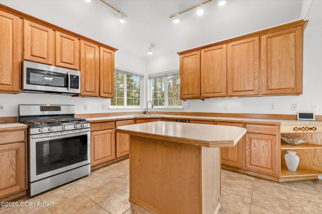 4272 Birch Run Drive, Anchorage, AK 99507
