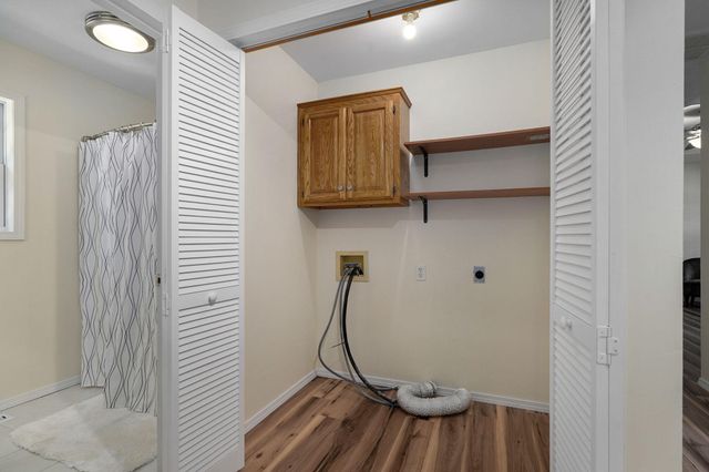 1208 S 17th Avenue, Ozark, MO 65721