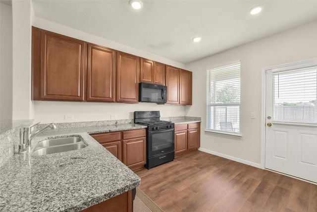 4619 Prairie Chase Drive, Houston, TX 77069