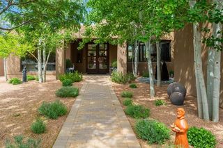 58 Paseo Aragon, Santa Fe, NM 87506