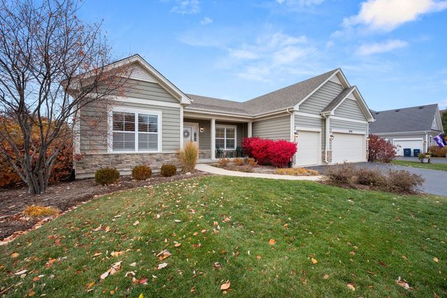 39W918 N Hathaway Lane, Geneva, IL 60134