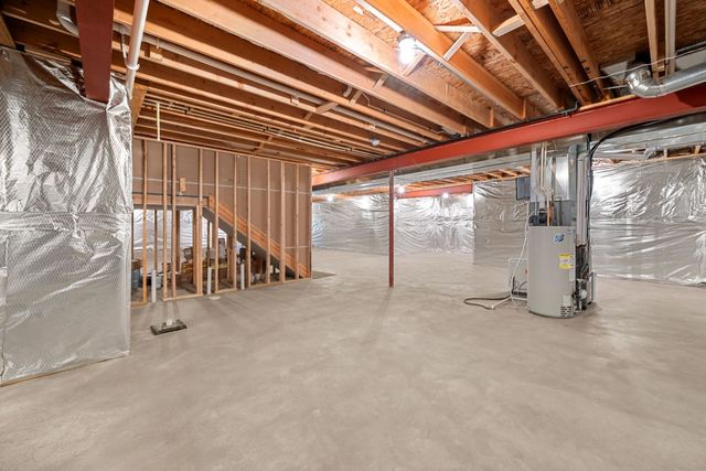 39W918 N Hathaway Lane, Geneva, IL 60134