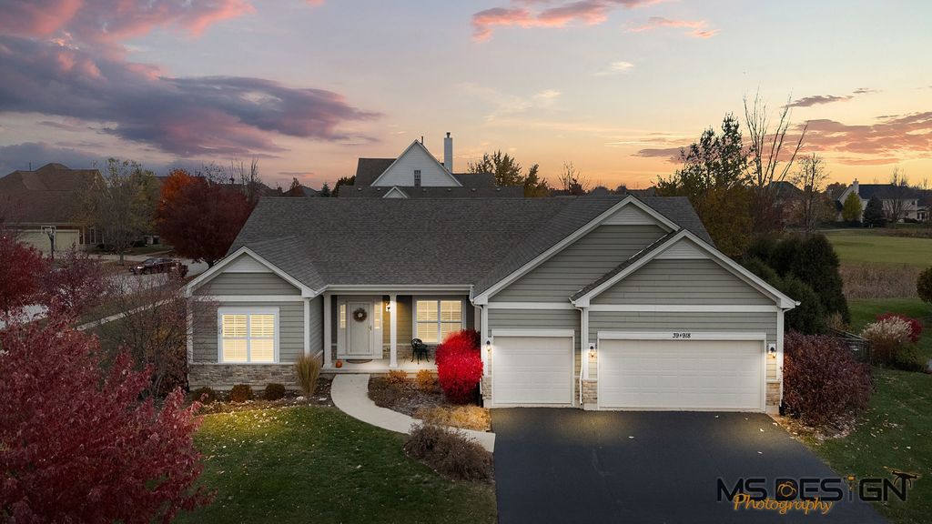 39W918 N Hathaway Lane, Geneva, IL 60134