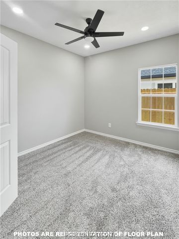 907 Dulce Court, Hearne, TX 77859