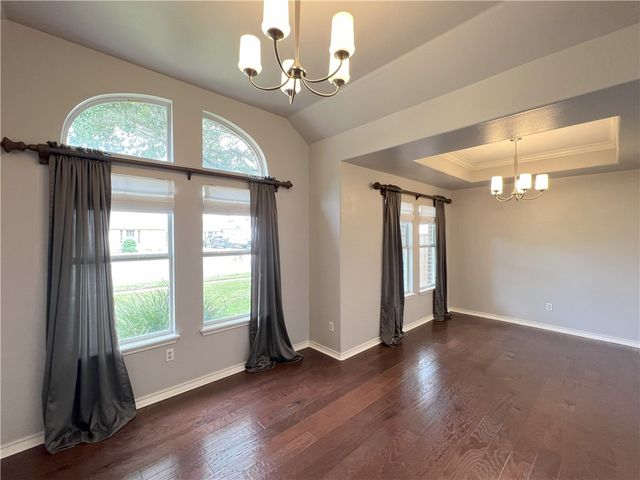 6021 Olive Grove Dr, Corpus Christi, TX 78414