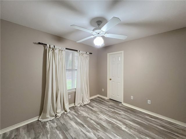 6021 Olive Grove Dr, Corpus Christi, TX 78414