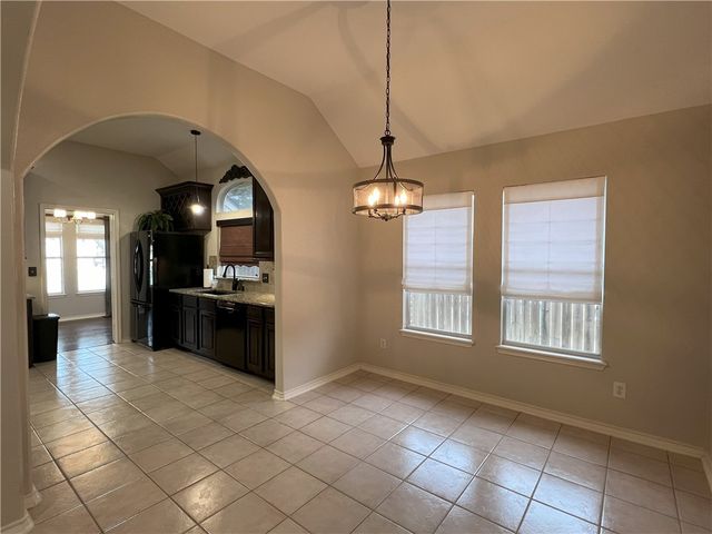 6021 Olive Grove Dr, Corpus Christi, TX 78414