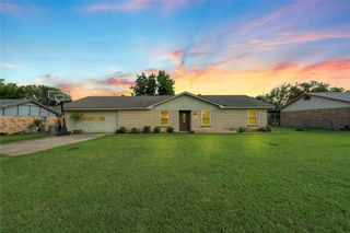 837 W 3rd Street, Eddy, TX 76524