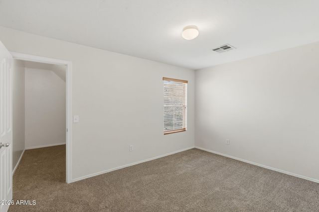 1385 S HAWK Lane, Gilbert, AZ 85296